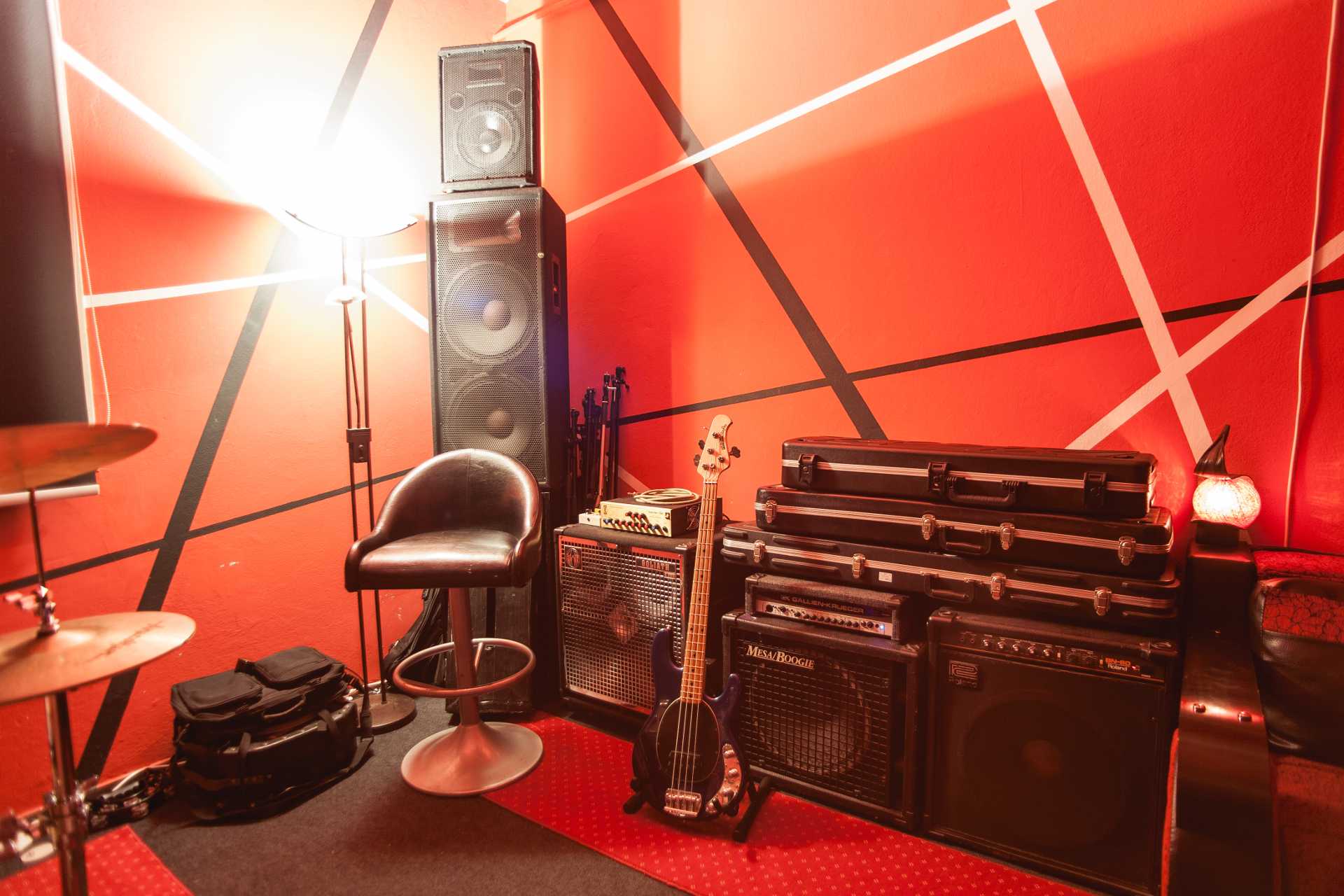 Muzički studio bas pojačala