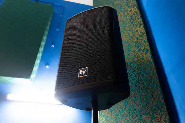 ElectroVoice razglas za studio