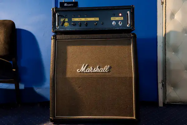 Marshall pojačalo za električnu gitaru