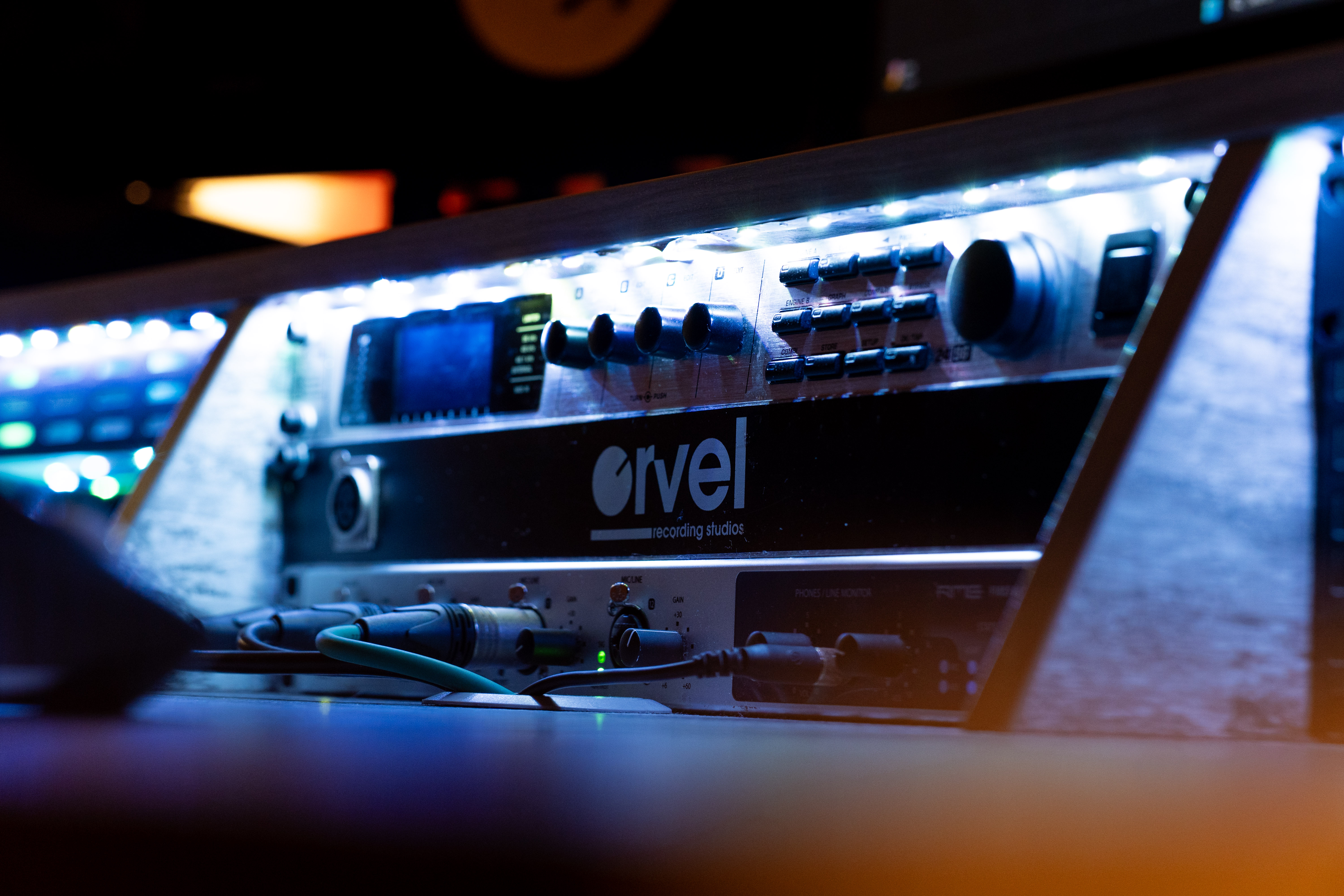 Rack uređaji za studijsko snimanje